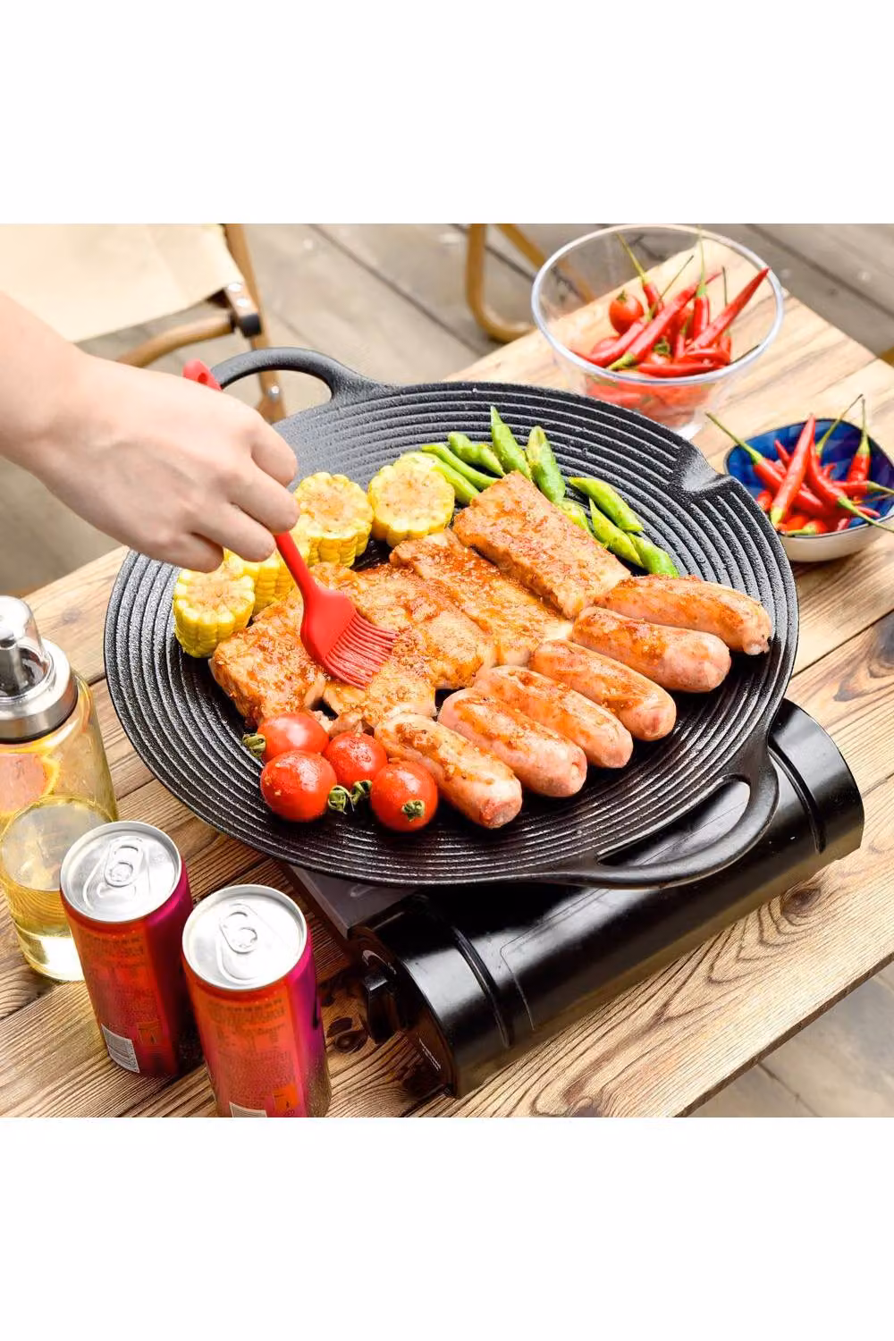 Living and Home Pre-Seasoned Round Cast Iron Grill Pan with Pouring Spout, Black, Diameter: 37 cm – 4