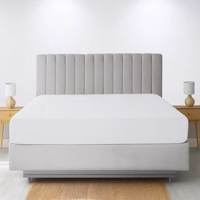 Homes-Linen Extra Deep Polycotton Easy Care Fitted Sheet in White, Single, Depth: 40 cm