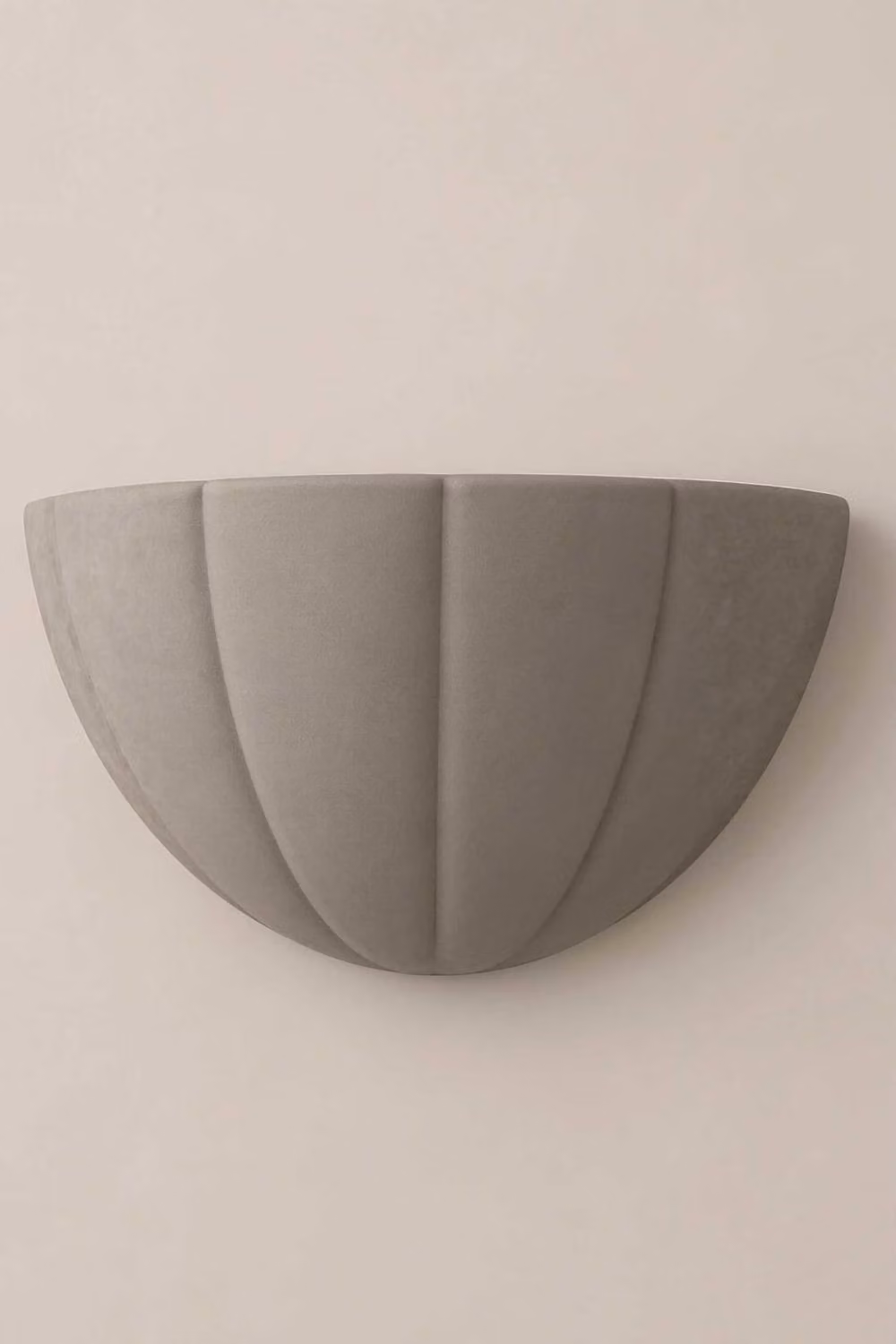 ValueLights Leonardo Scallop Ceramic Flush Wall Light with Bulb in Green or Grey – 2