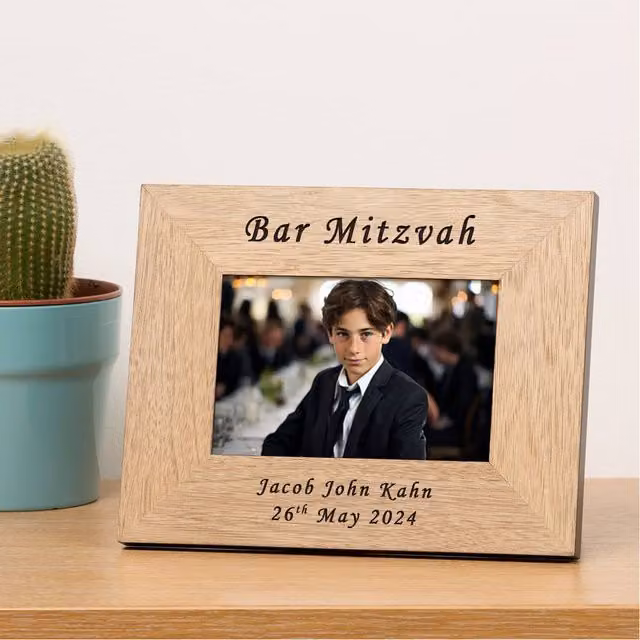 Uniqueful Personalised Wood Picture Frame for Bar Mitzvah or Graduation, Beige, W/H: 17.8 x 12.7 cm