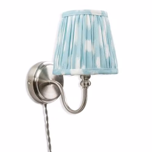 ValueLights Plug-in Antique Brass Wall Light with Blue Pleated Fabric Lampshade and Warm White LED Bulb