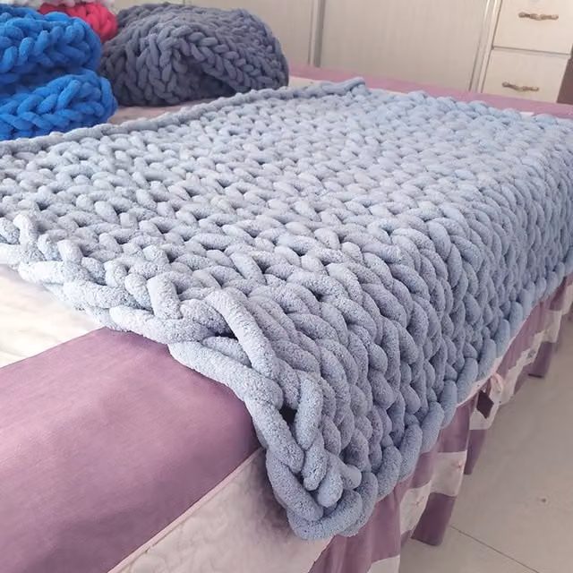Livingandhome Grey Chenille Knitted Hygge Throw Blanket, W: 80 cm, D: 100 cm