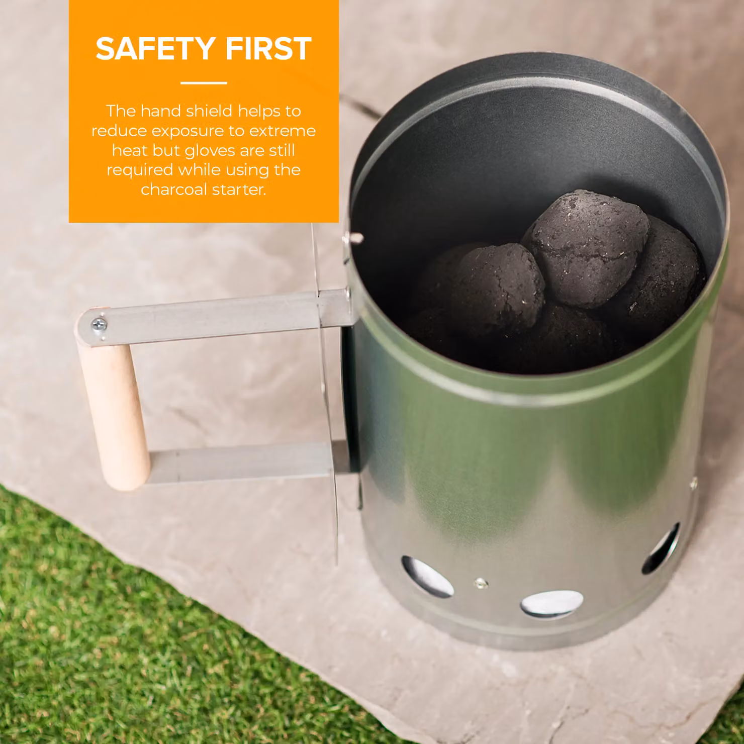 LIVIVO Charcoal Chimney Starter with Handle in Metallic Silver, Made of Galvanised Steel – 2