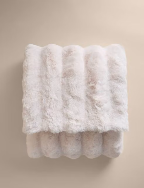 M&S Ribbed Chunky Knitted Faux Fur Throw in Ivory