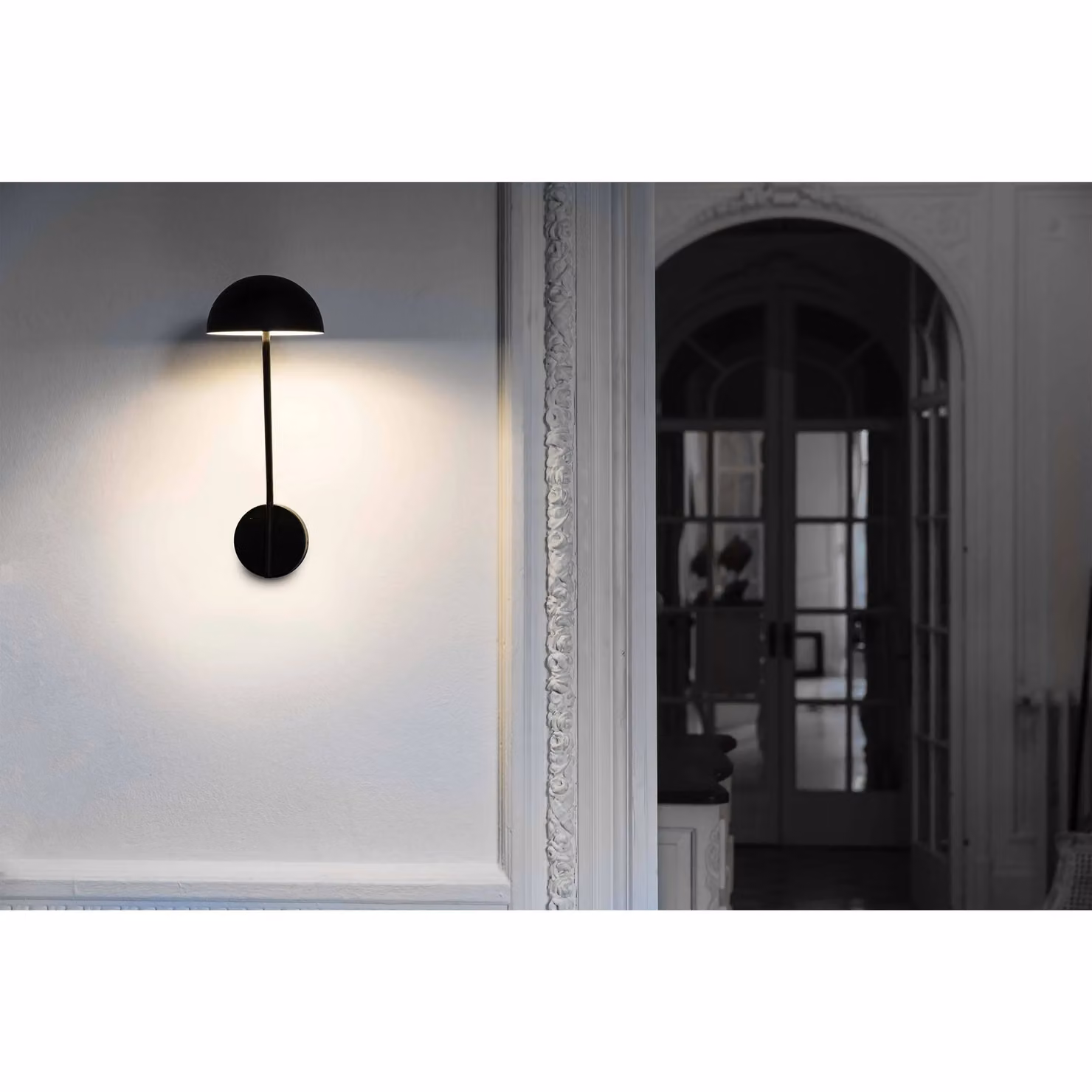 Faro Barcelona Pure LED Wall Lamp in Black and Gold/Brass, 6W, 3000K Warm White – 7