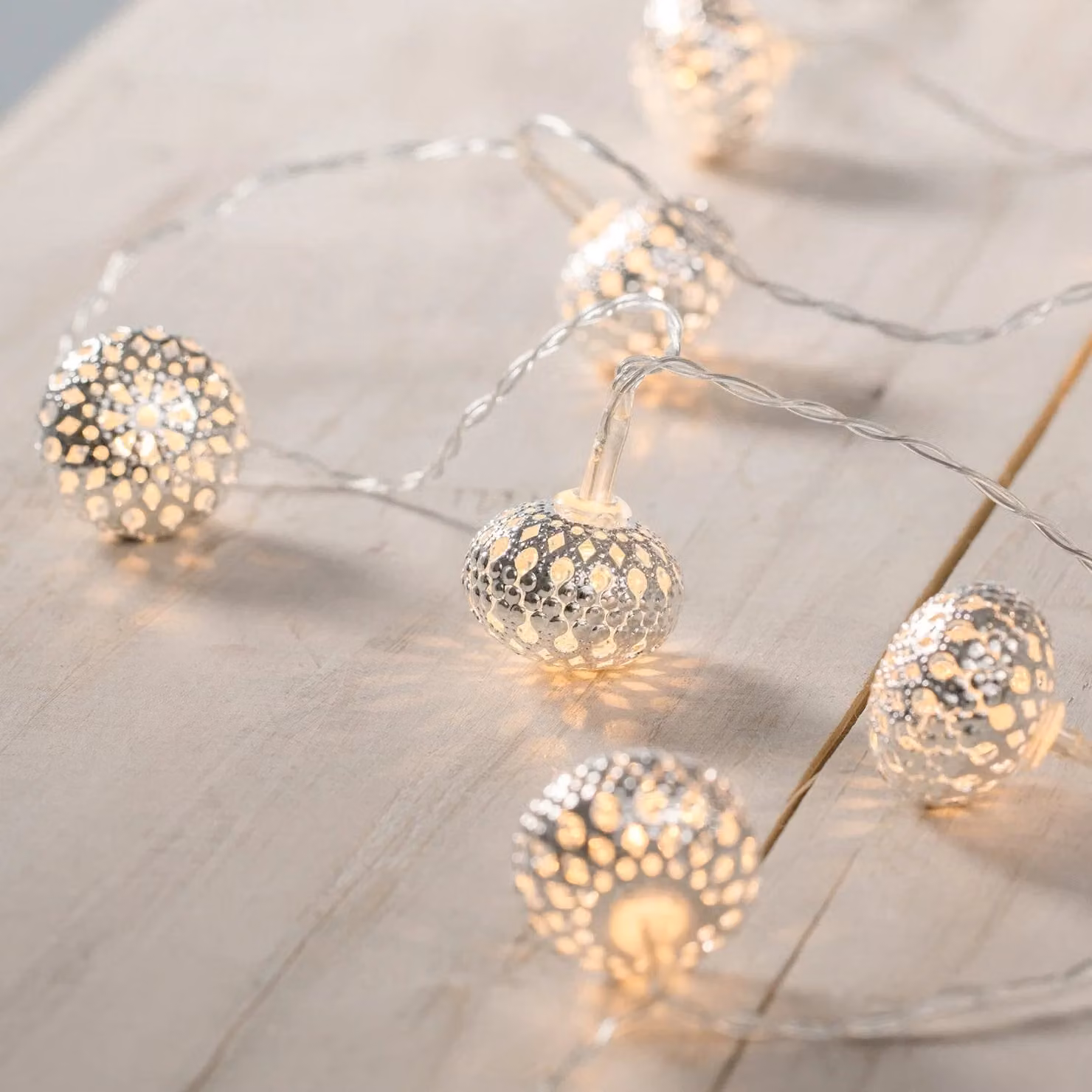 Lights4fun Silver Moroccan Ball Fairy String Lights with 10 Warm White LEDs – 1