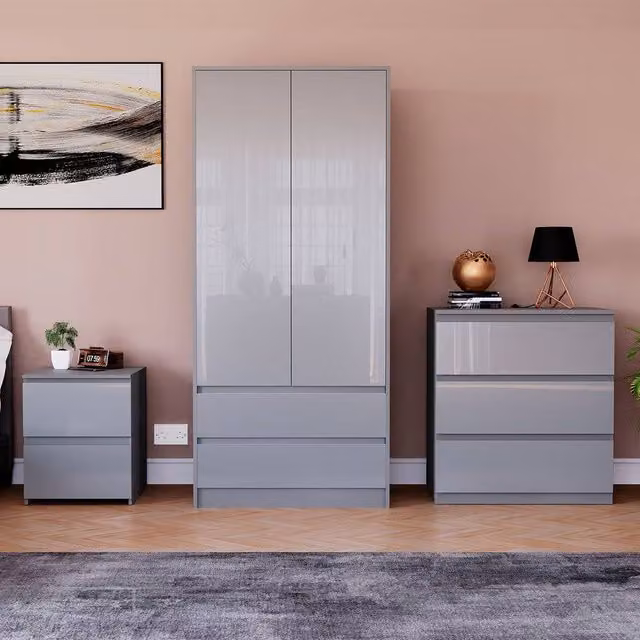 Vida Designs Glinton 3 Piece Modern Grey Glossy Bedroom Set – 1
