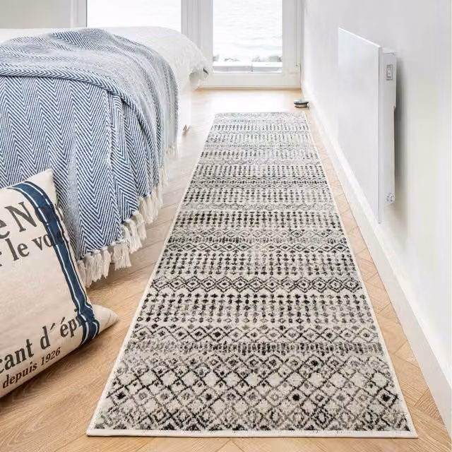 The Rug House Aztec Tribal Low Pile Soft Living Area Rug in Grey, W: 240 cm, D: 60 cm