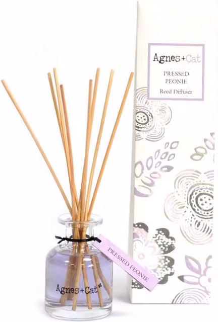KDMD Pressed Peonies Reed Diffuser, 140ml, Long-Lasting Floral Scent in Purple