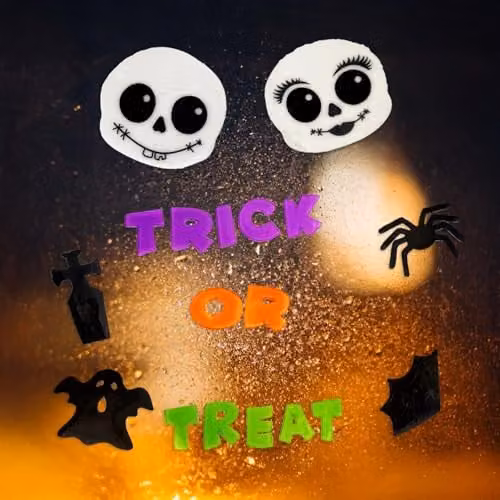The Boo Crew Halloween Skeleton Gel Window Stickers in White and Multicolour – 1