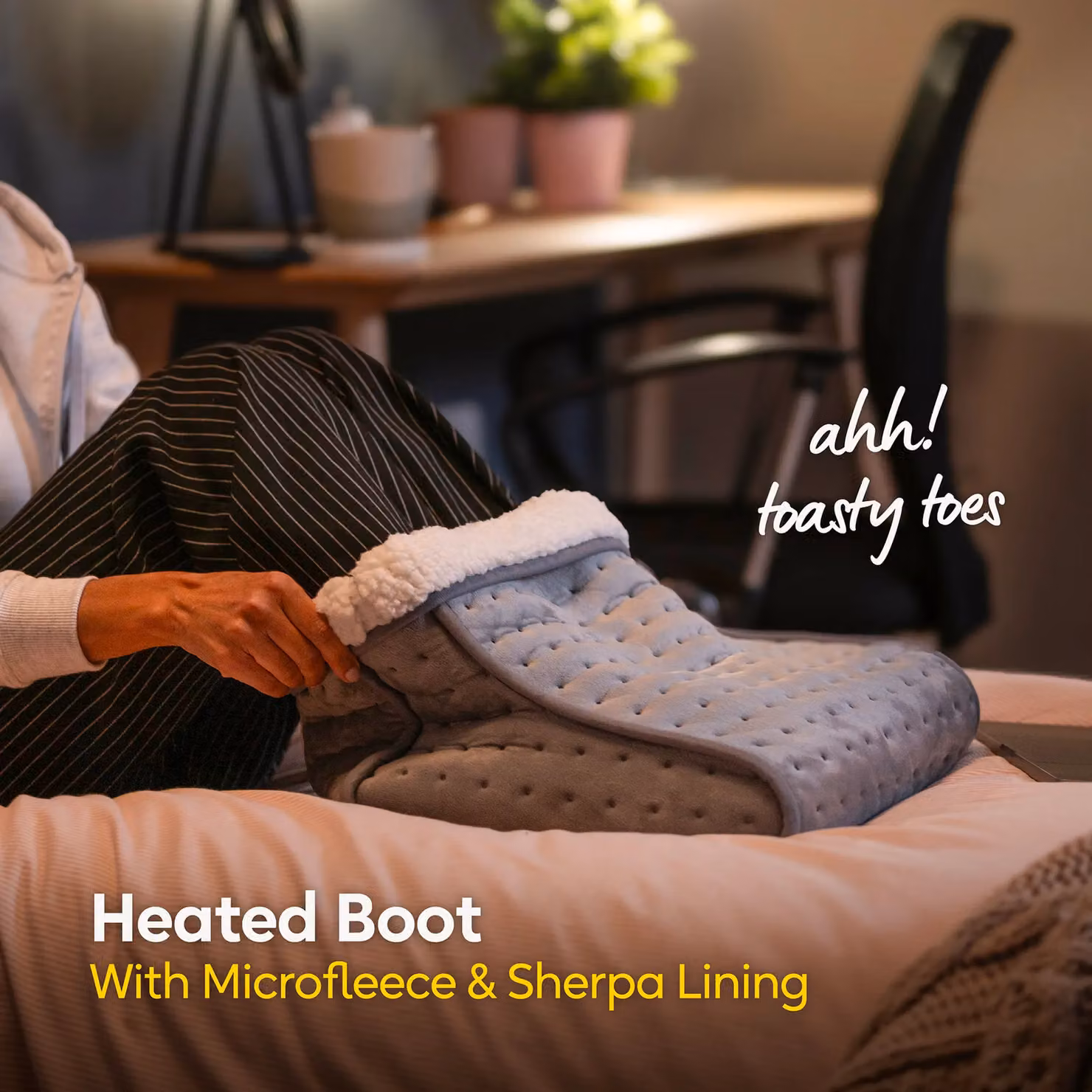 Russell Hobbs RHHSL1001 Electric Foot Warmer with 3 Heat Settings in Grey – 3