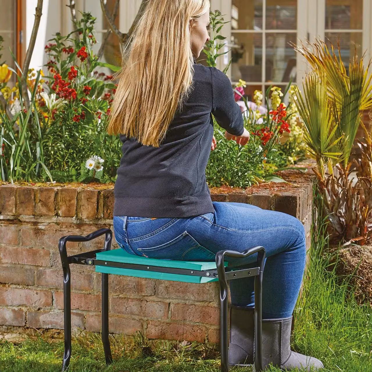 mysmartbuy 2-in-1 Folding Garden Kneeler and Seat with Metal Frame and Padded Cushion, Green, H49 x W60 x D27 cm – 4