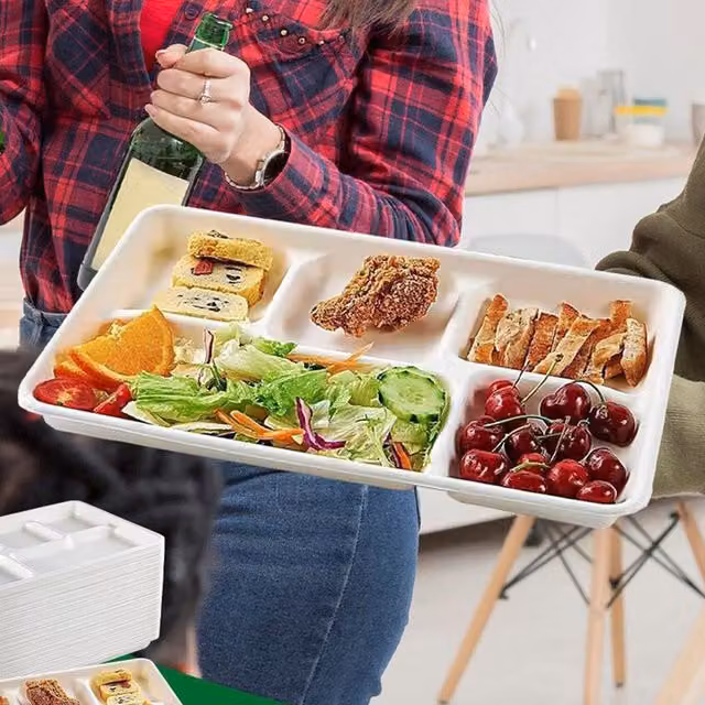 ECONX 200 Pack White Disposable 5 Compartment Bagasse Food Trays, Microwave Safe