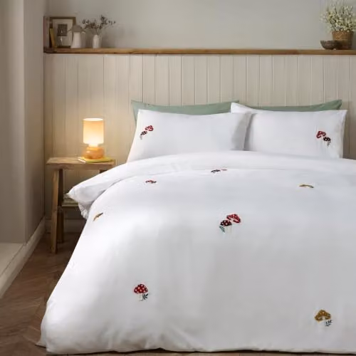 Catherine Lansfield Woodland Crochet Duvet Cover and Pillowcase Set, White, W/H: 180 x 200 cm, Pillowcase: 50 x 75 cm – 1