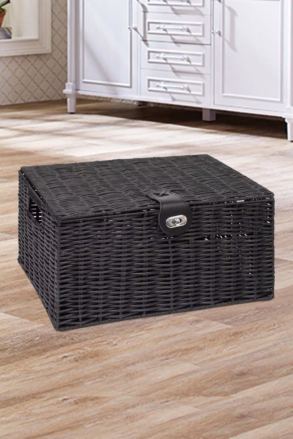 Arpan Medium Resin Woven Storage Basket with Lid and Lock in Black – 8