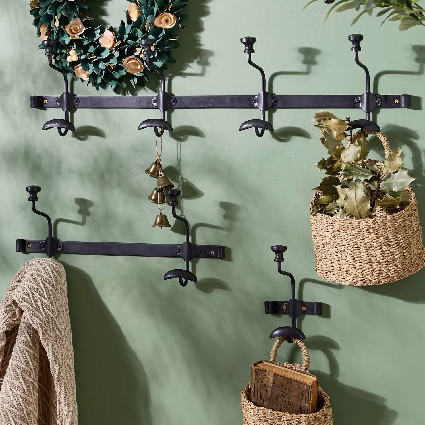 Dibor Traditional Duke Noir 4-Hook Wall Coat Hanger Rack in Matt Black – 5