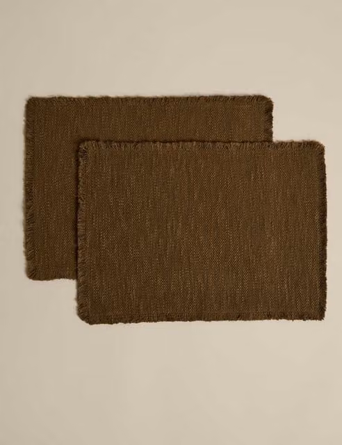 M&S Set of 2 Plain Rectangular Pure Cotton Frayed Edge Placemats in Green