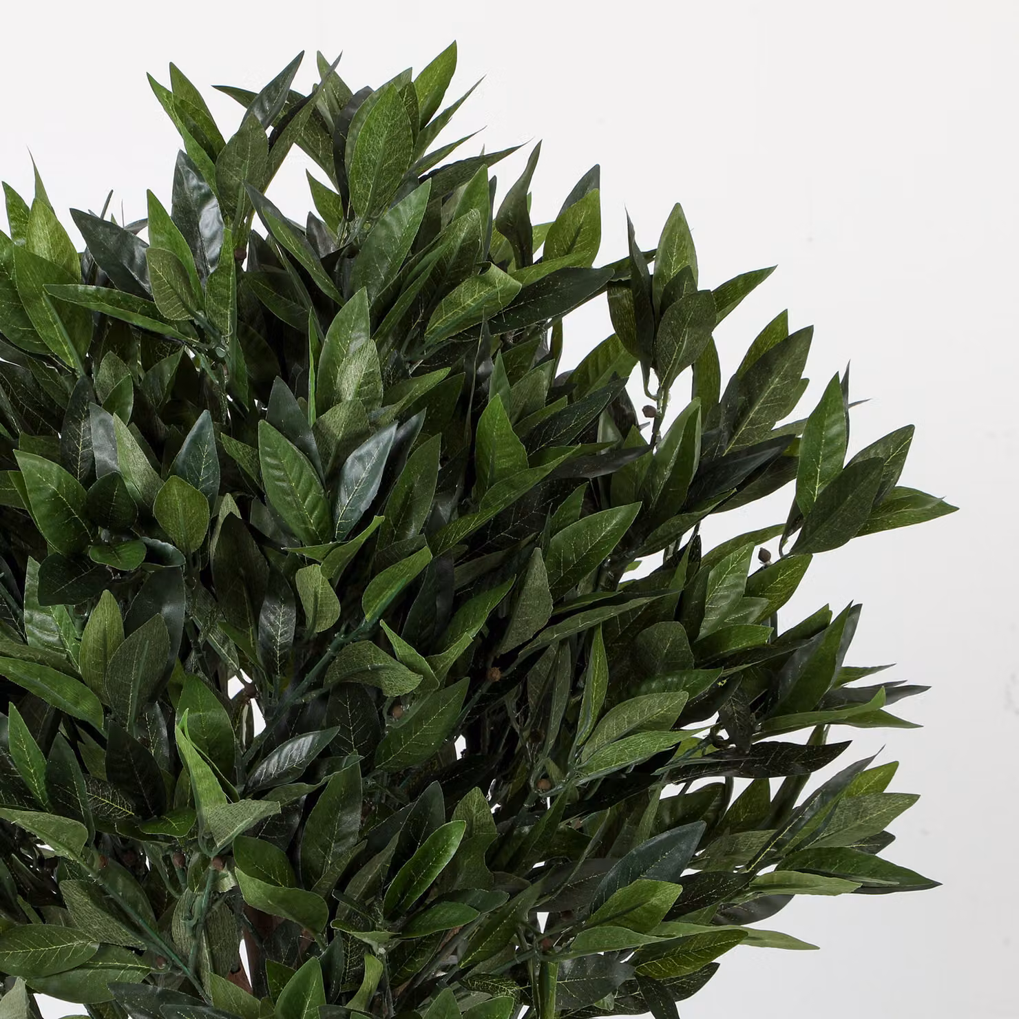 Outsunny Set of 2 Realistic Green Artificial Bay Laurel Topiary Ball Trees with Weighted Pots – 8