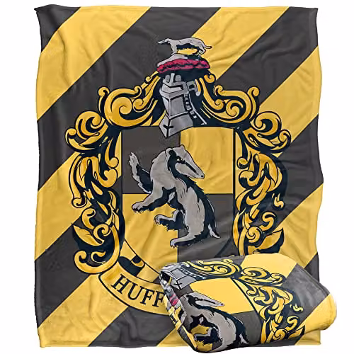 Warner Brothers Harry Potter Hufflepuff Crest 4 White Fleece Throw Blanket W/D/H: 152 x 127 cm