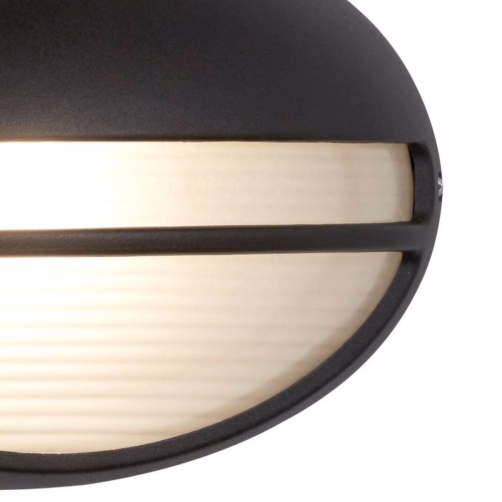 Lighting Collection Seafarer Black Outdoor Wall Light with Glass – 4