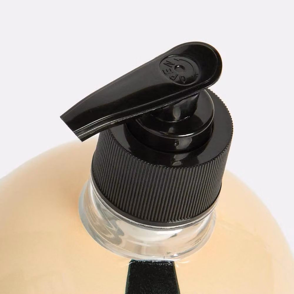 OHS 2 Pack Bow Bauble Pump Dispenser Refillable Bottles in Beige – 3
