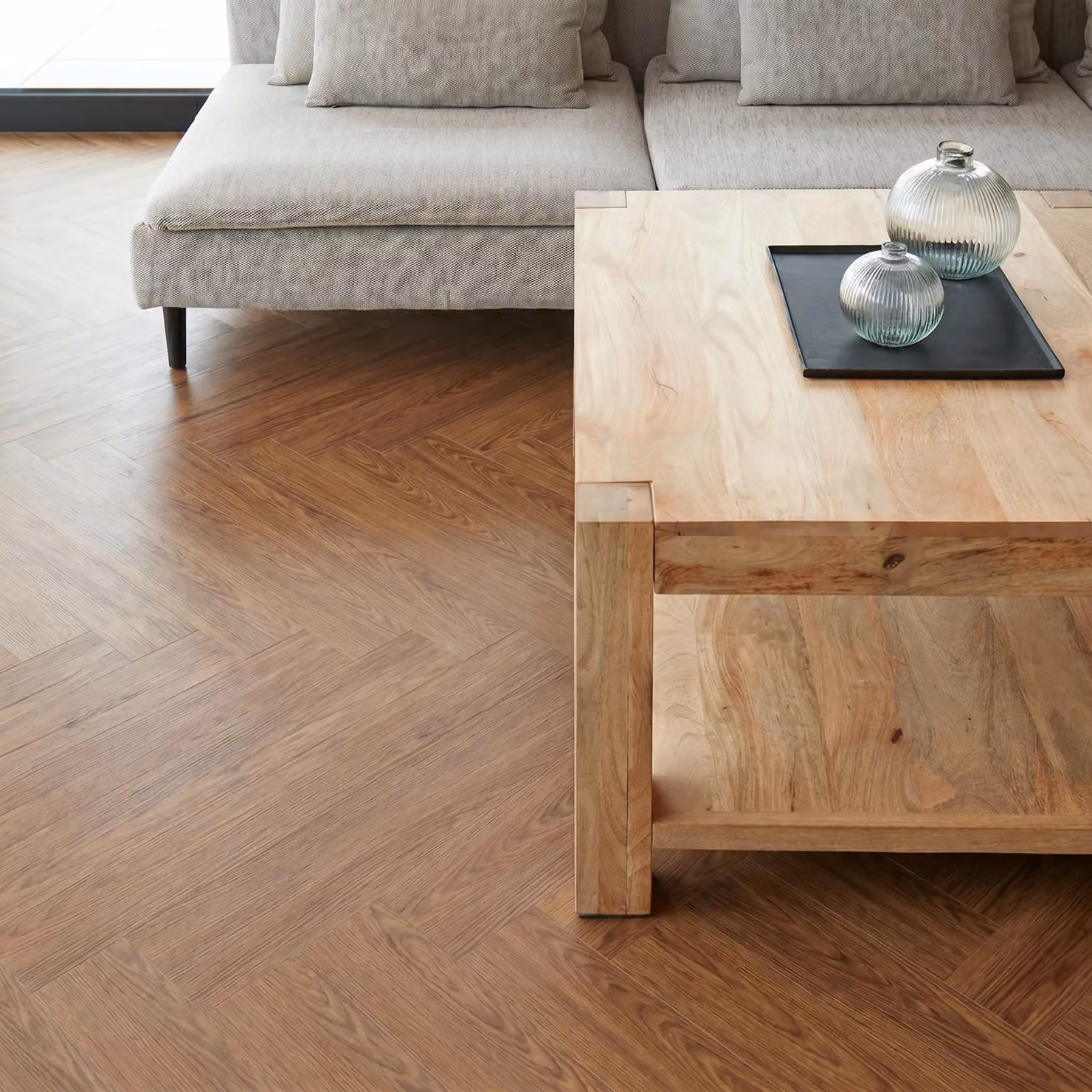 Novecrafto Self Adhesive Wood Look Vinyl Floor Planks, Light Brown, Pack of 36, W: 91.4 cm, D: 15.2 cm – 2