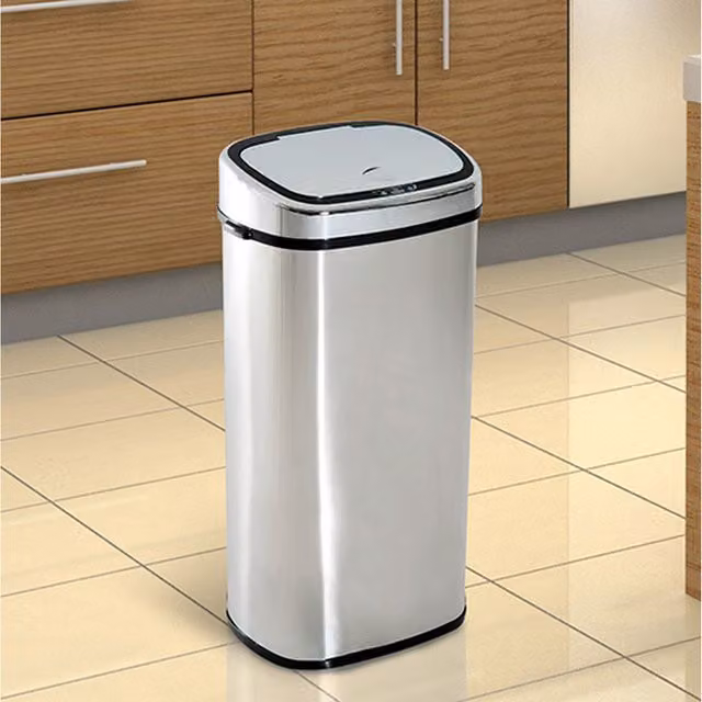 HOMCOM 68L Automatic Sensor Kitchen Waste Bin in Silver – 1