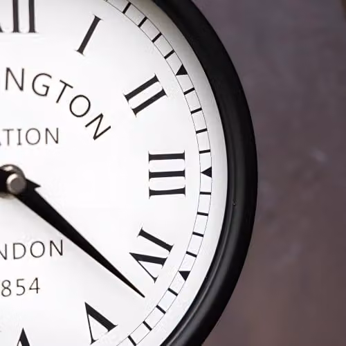 Primrose Double Sided Paddington Station Clock in Black with Black Bracket, Diameter: 31 cm – 3