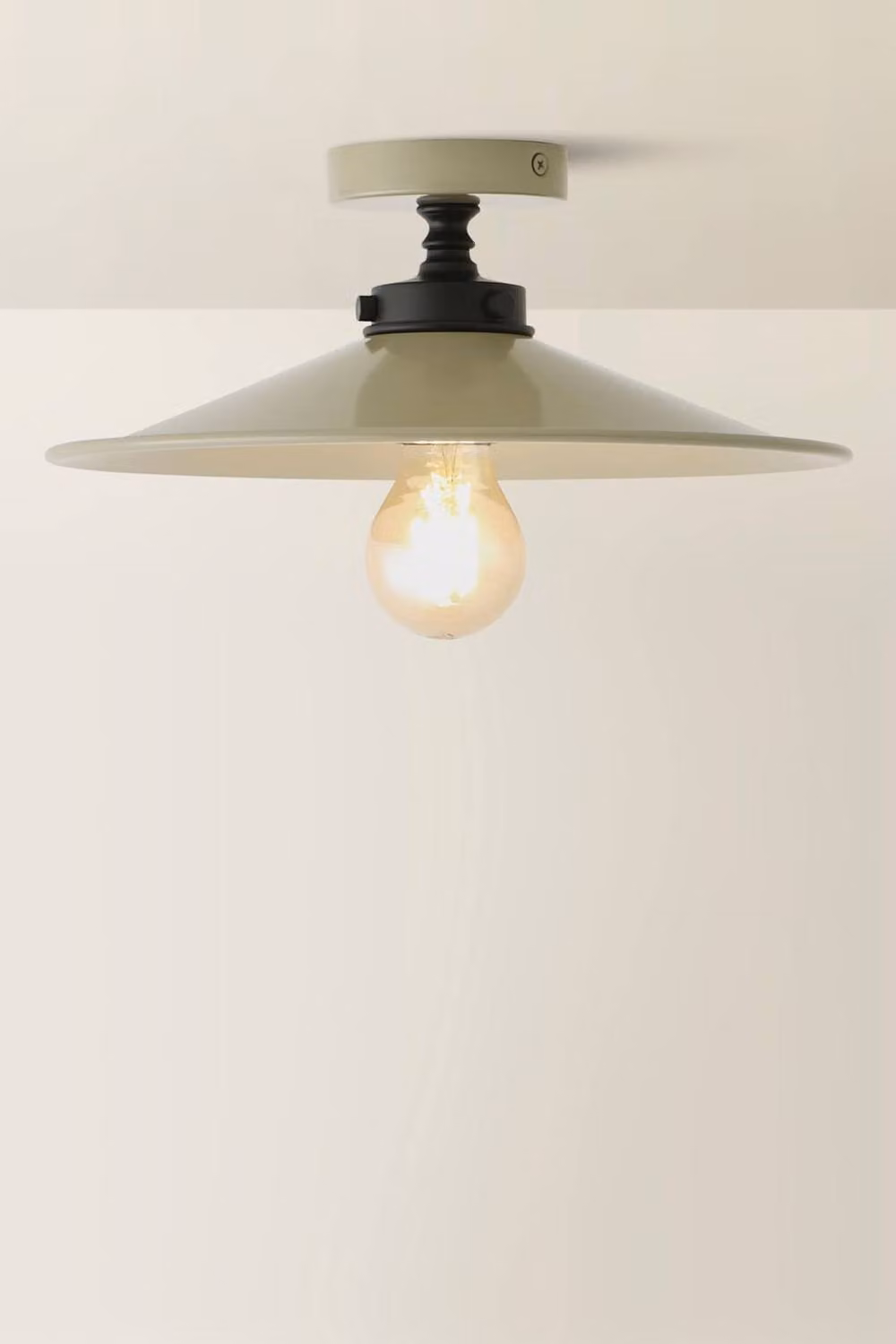 ValueLights Hampstead Metal Rolled Edge Tapered Flush Ceiling Light in Green with Bulb Included – 2