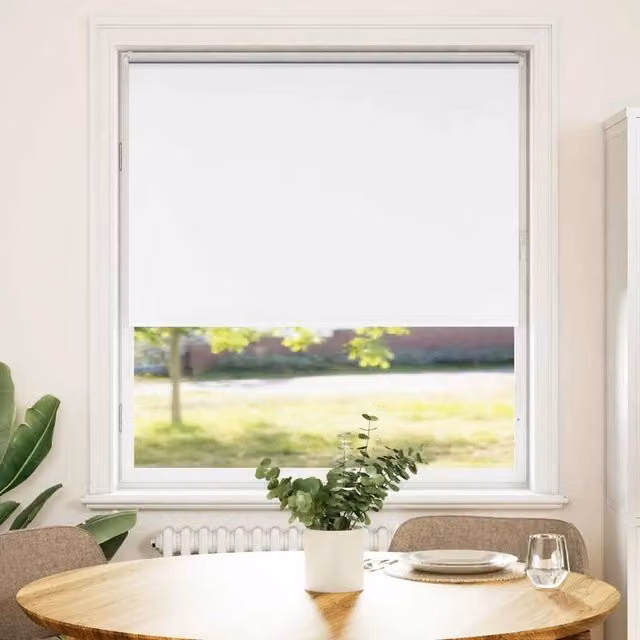 Berkfield Home White Blackout Roller Blind, Thermal Insulating Polyester, W: 90 cm, H: 150 cm