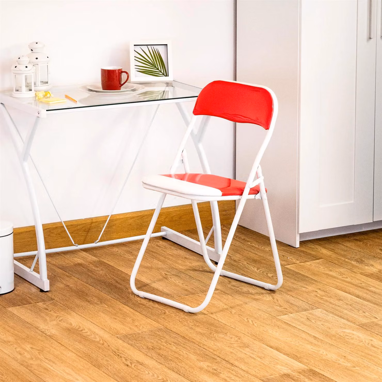 Harbour Housewares Red Padded Folding Chairs, Pack of 4 – 2