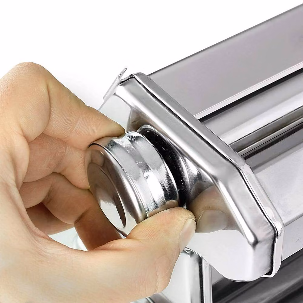 Ventryn 5-in-1 Stainless Steel Pasta Maker and Lasagne Spaghetti Tool in Silver – 3