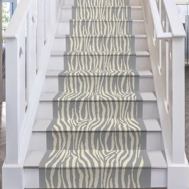 runrug Savannah Stair Runner Carpet in Grey, W: 70 cm x L: 630 cm – 1