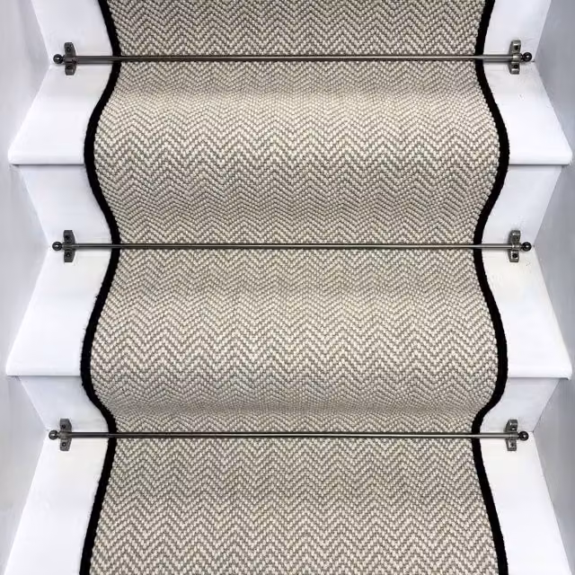 RainbowHome Herringbone Dapple Wool Stair Runner in Grey, W/D/H: 20 x 12 x 6 cm