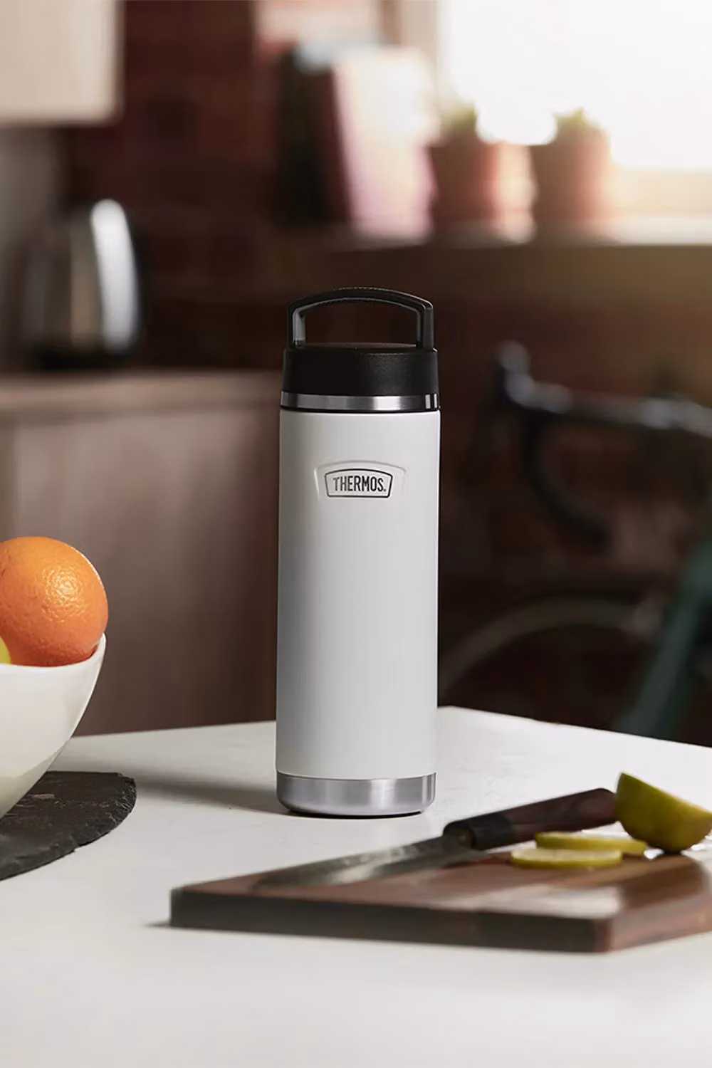 Thermos Icon Series Stainless Steel Bottle, 710ml, White – 2