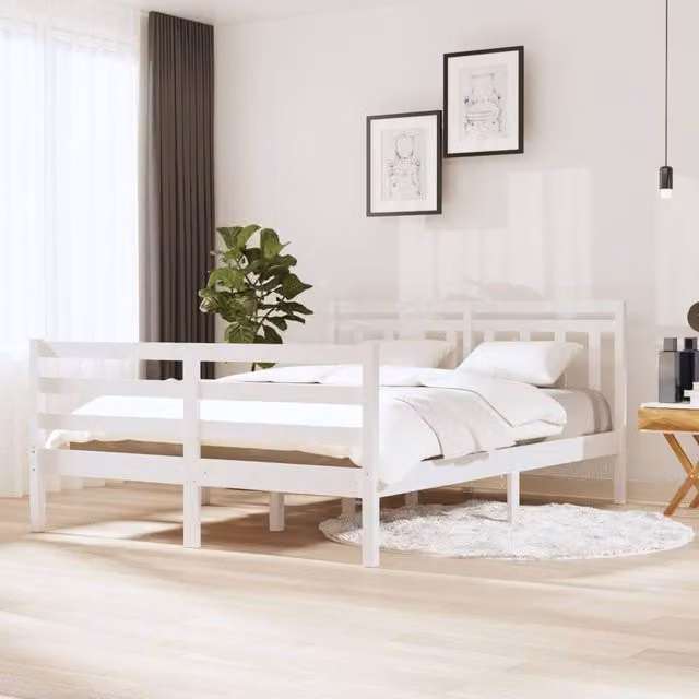 Berkfield Home White Solid Pine Wood Double Bed Frame W: 135 cm, L: 190 cm