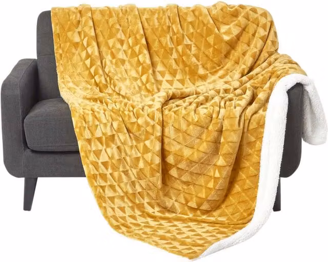 Homescapes Geometric Triangle Velvet Throw in Yellow, 200 cm