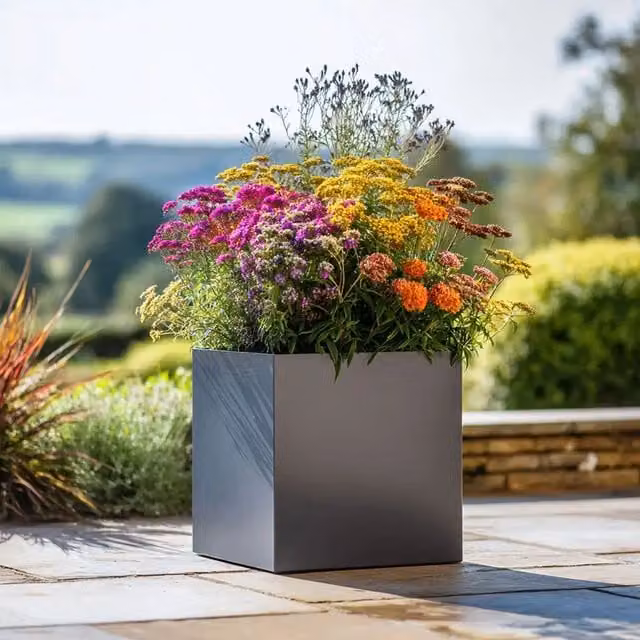 Woven Wood Matte Grey Square Galvanised Steel Planter, W/D/H: 30 x 30 x 30 cm – 1
