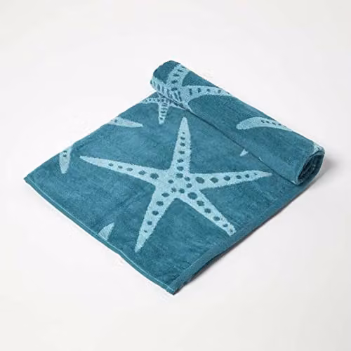 HOMESCAPES Green and Turquoise Beach Towel with Starfish Design, W/D/H: 70 x 150 cm, Quick Drying and Super Absorbent Cotton Rich Fabric – 1