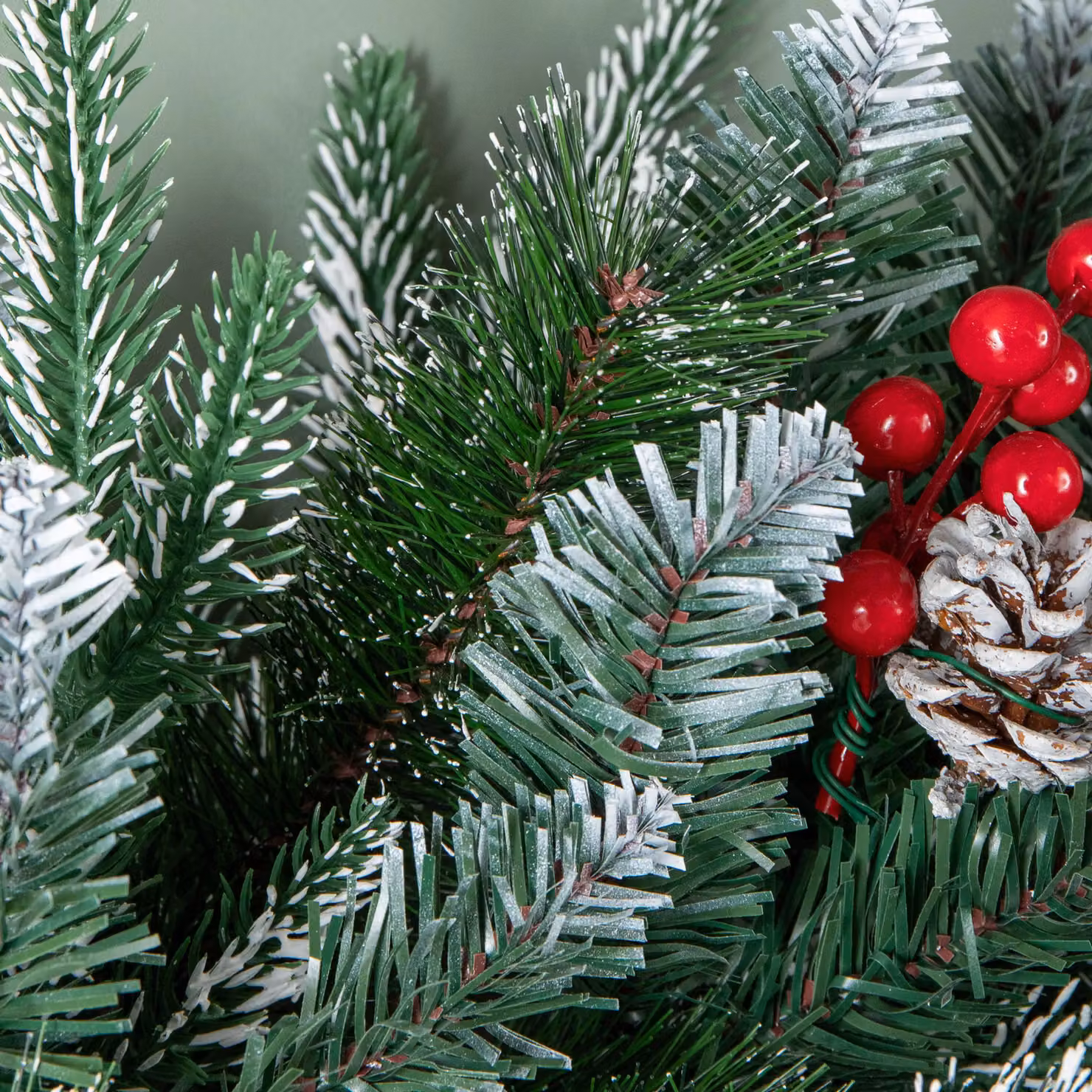 Samuel Alexander New Jersey Christmas Garland with Red Berries, Pinecones and Snow Tipped PVC Branches in Green, 1.8m – 4