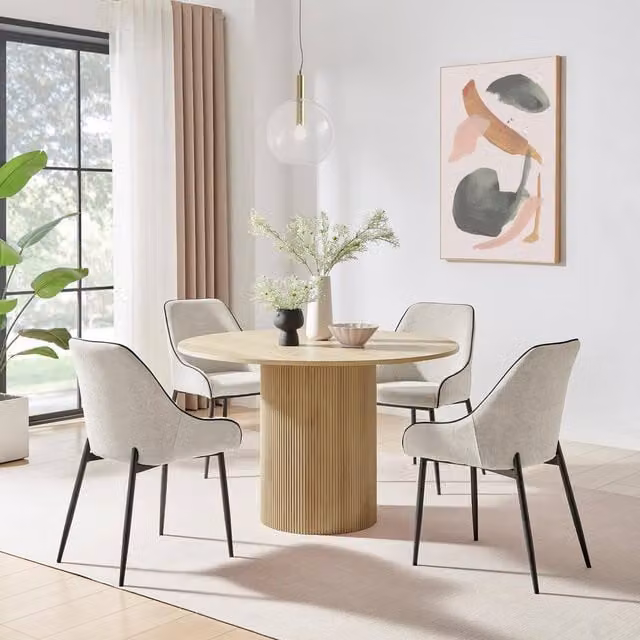 FurnitureboxUK Penrose Oak Effect Round Dining Table and 4 Beaumont Chairs in Cream