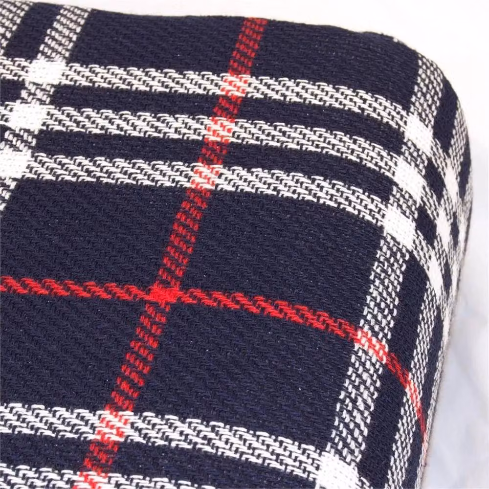 Spetlek Family Sized Waterproof Picnic Blanket in Navy Blue Tartan, W/D/H: 200 x 150 x 1 cm – 2