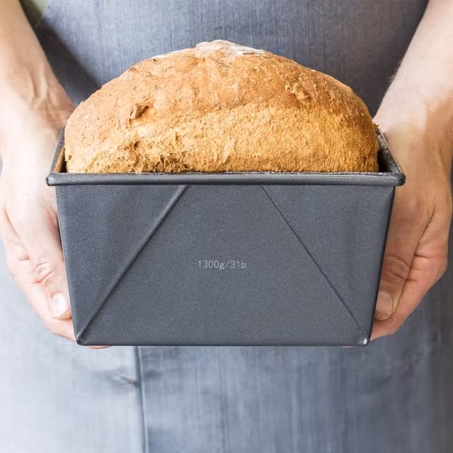MasterClass Non-Stick Carbon Steel Rectangular Loaf Tin in Black or Grey, W: 21.5 cm