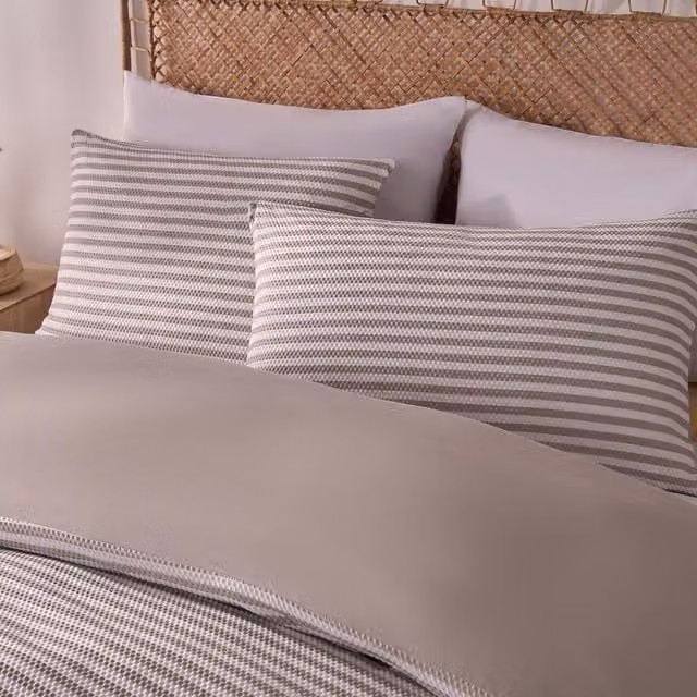 OHS Striped Embossed Duvet Cover Set in Beige and Yellow, 140 x 200 cm