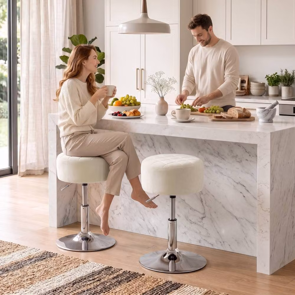 HOMCOM Adjustable Swivel Bar Stool in Beige – 2