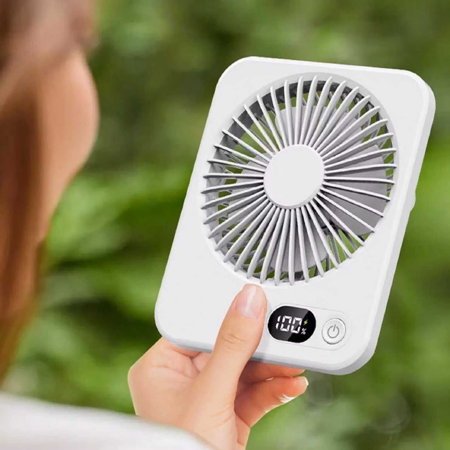 Leaper Rechargeable USB Desktop Table Fan in White and Beige – 2