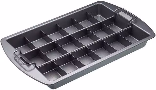 Chicago Metallic Non-Stick Three Piece Brownie Pan Set, Grey, W: 33 cm, D: 23 cm, H: 4 cm – 2