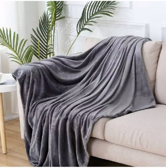 KDMD Grey Polyester Fleece Warm Throw Blanket, W/D/H: 150 x 200 cm – 1