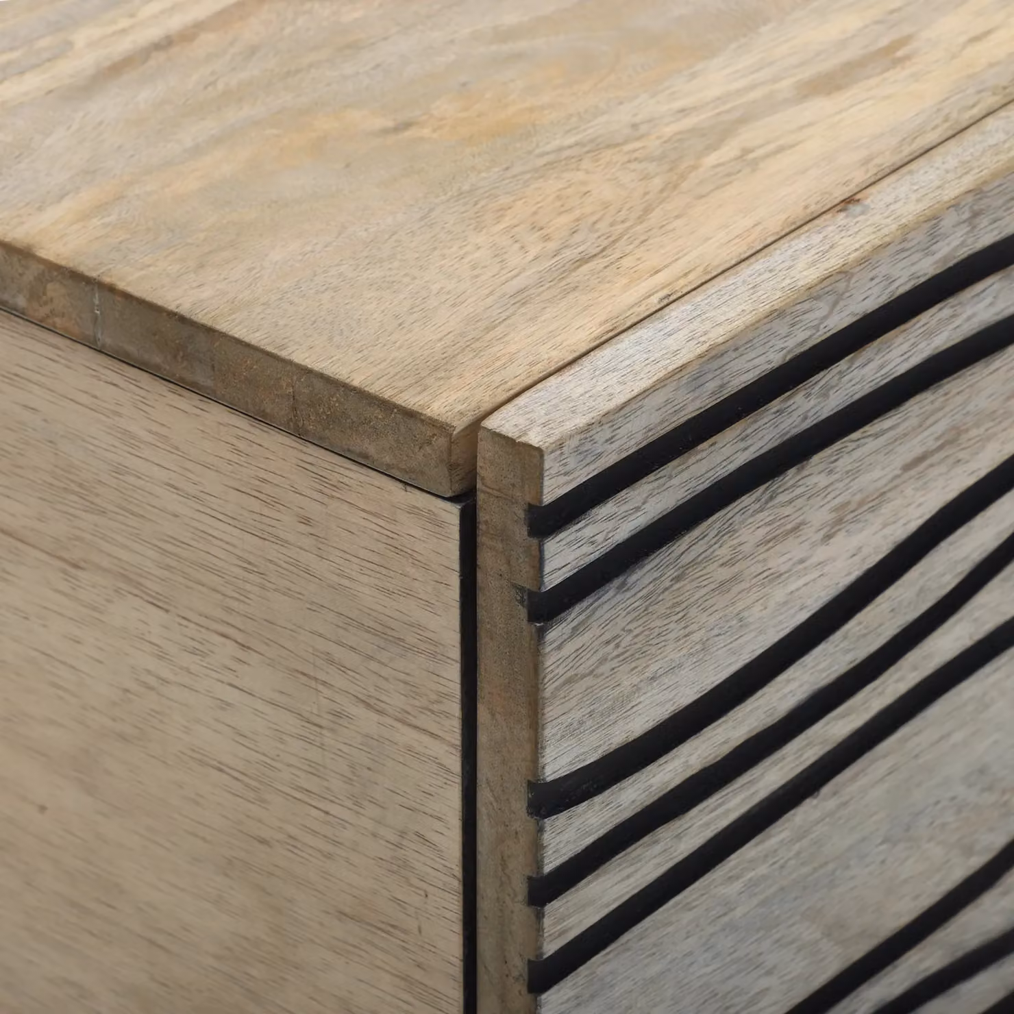 Berkfield Home Rustic Mango Wood Coffee Table in White and Black, W/D/H: 80 x 50 x 40 cm – 2