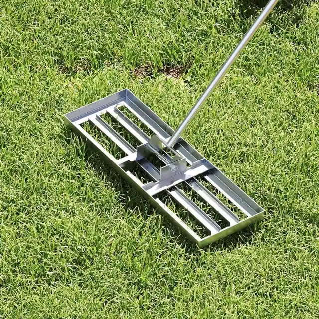 VOGREX Heavy Duty Lawn Leveling Rake in Silver, W: 75 cm, D: 25 cm – 1